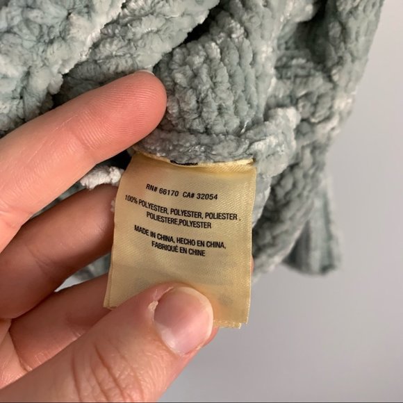 Anthropologie Moth Green Knit Cropped Sweater Bell Sleeve Soft Relaxed Medium M - Picture 4 of 8